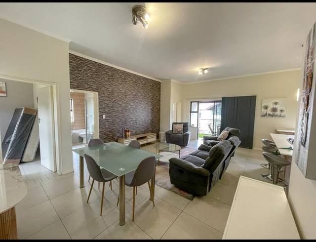 2 BEDROOM PROPERTY TO RENT IN GOLDEN FIELDS ESTATE